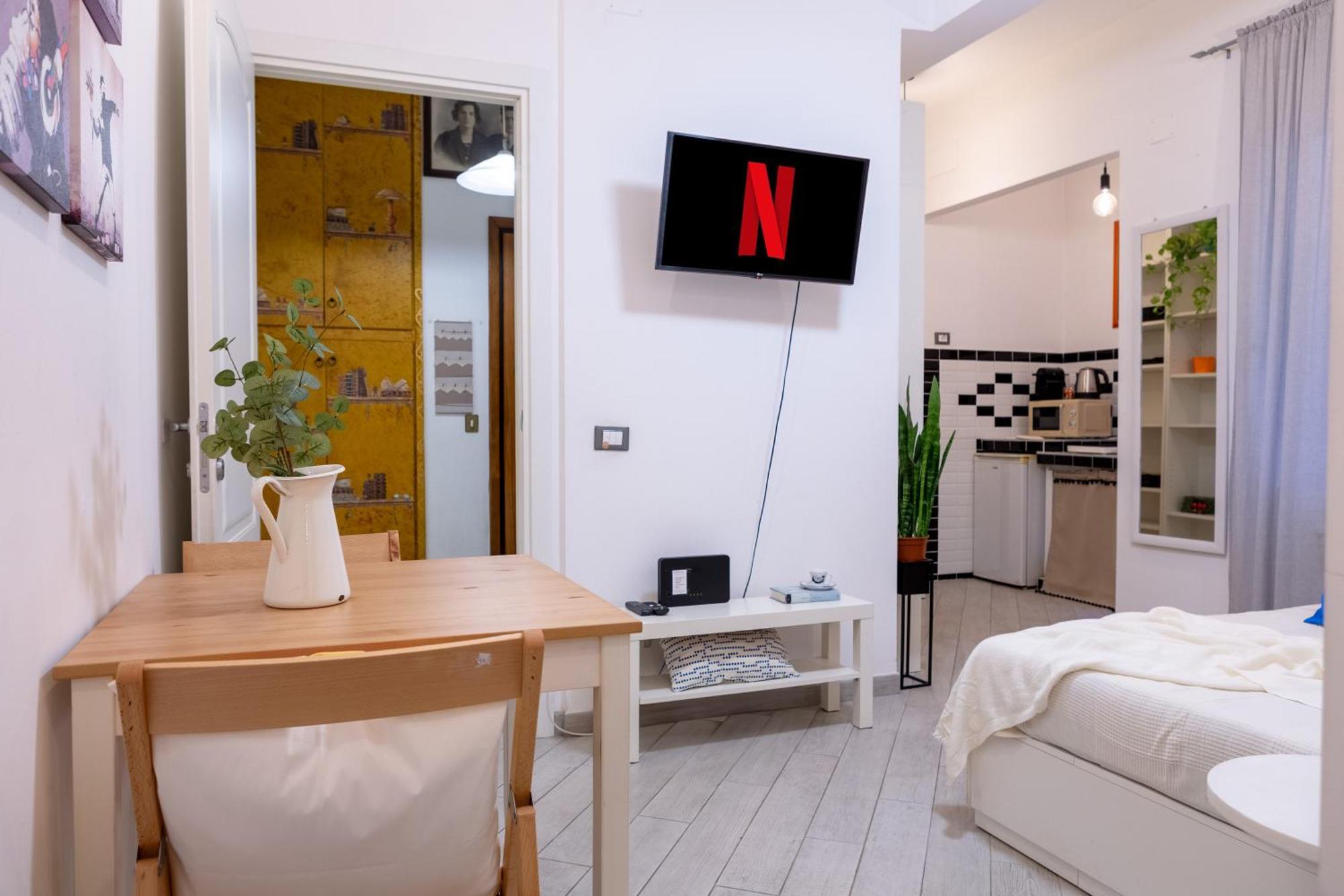 Stanza Comoda E Silenziosa Con Bagno Privato E Area Lavoro E Relax Roma Ngoại thất bức ảnh