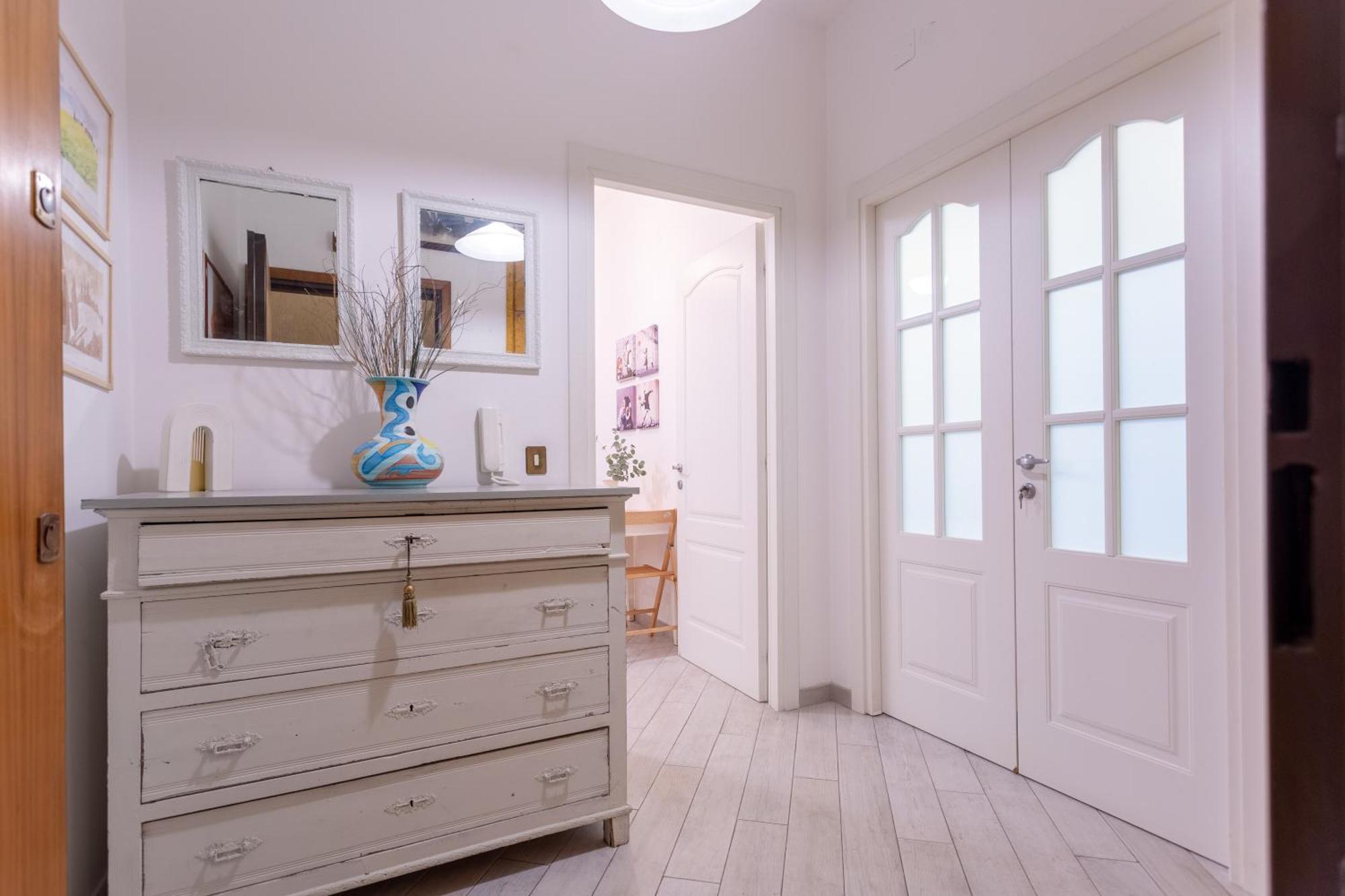 Stanza Comoda E Silenziosa Con Bagno Privato E Area Lavoro E Relax Roma Ngoại thất bức ảnh