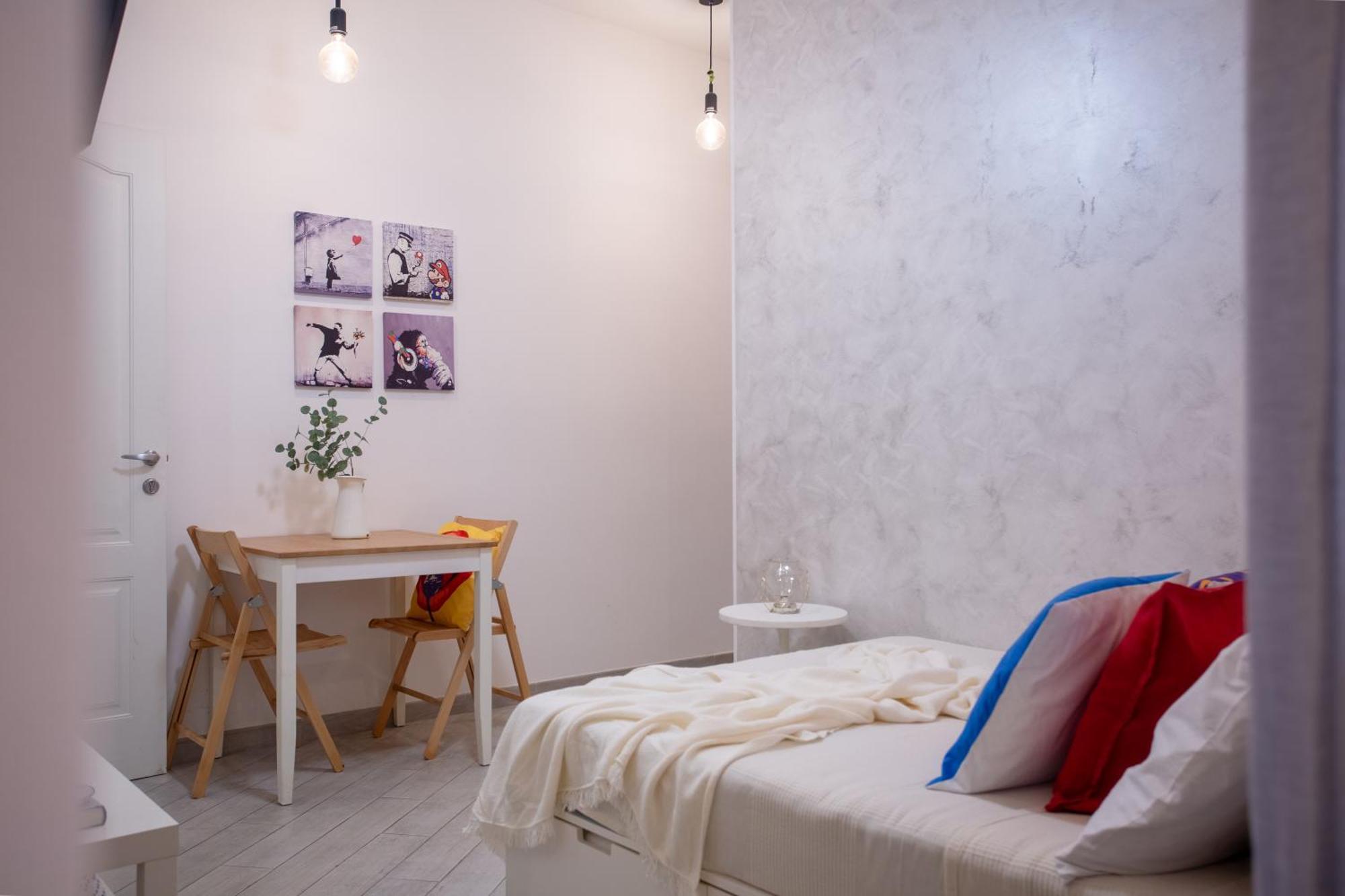 Stanza Comoda E Silenziosa Con Bagno Privato E Area Lavoro E Relax Roma Ngoại thất bức ảnh